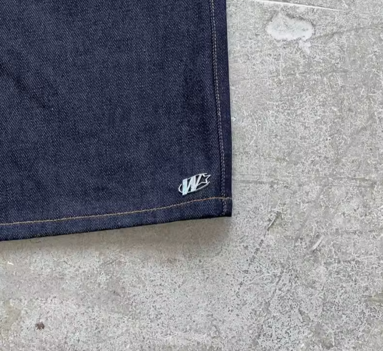 Short Baggy Denim